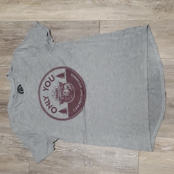 Source Unknown Tops - Smokey the Bear t-shirt